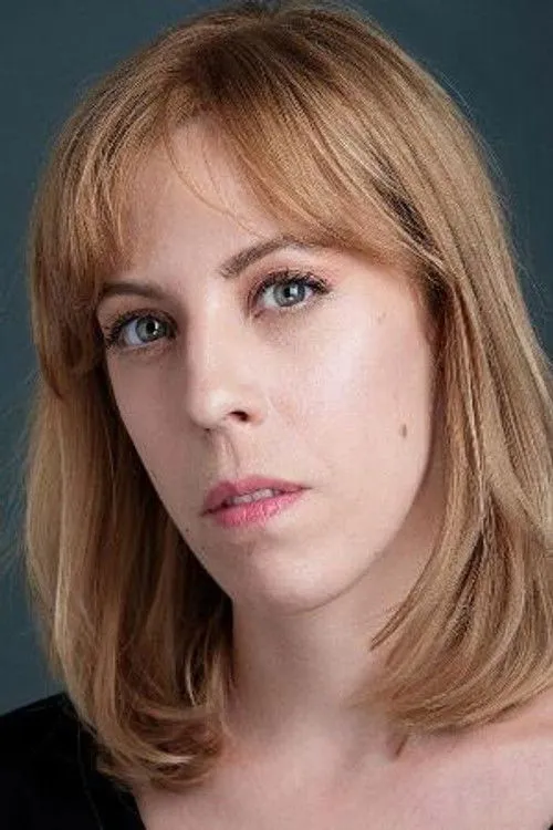 Fabia Castro interpretando a 