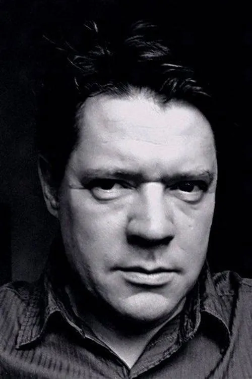 Fabien Orcier interpretando a Paul