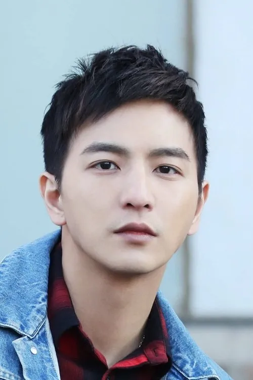 Fabien Yang — personaje: Meng Qin