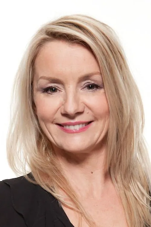 Fabienne Galloux interpretando a Ève de Spéville