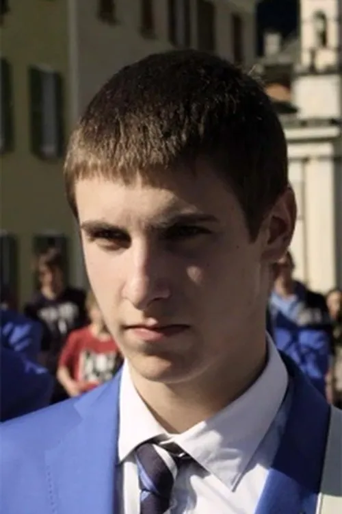 Peter Knegt ha trabajado con Fabio Foiada en 1 ocasiones