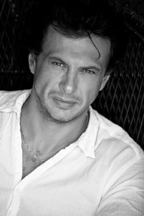 Fabrizio Croci interpretando a 