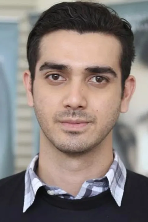 Fachry Albar interpretando a Gambir