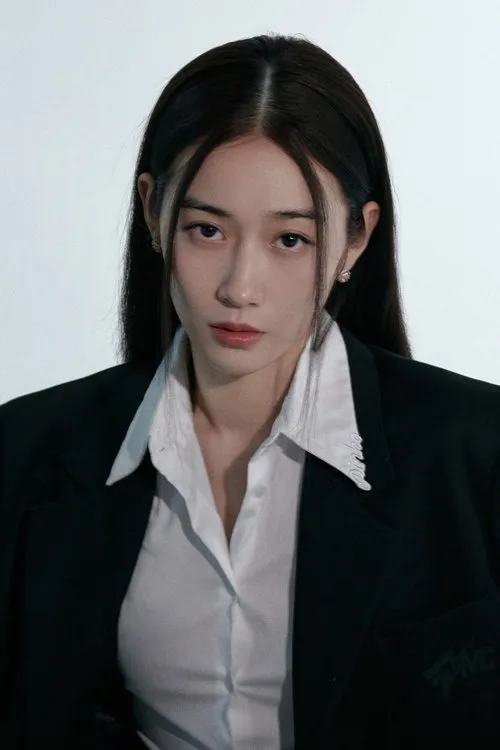 Fan Shuaiqi — personaje: Guan Qian Ya