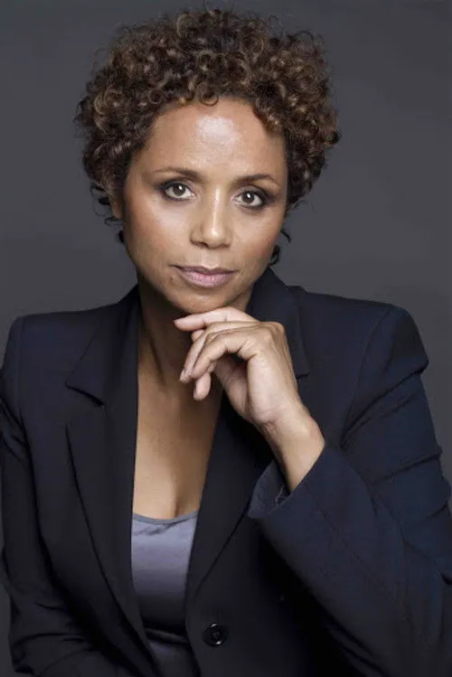 Peter Mouka ha trabajado con Fanny Gatibelza en 1 ocasiones