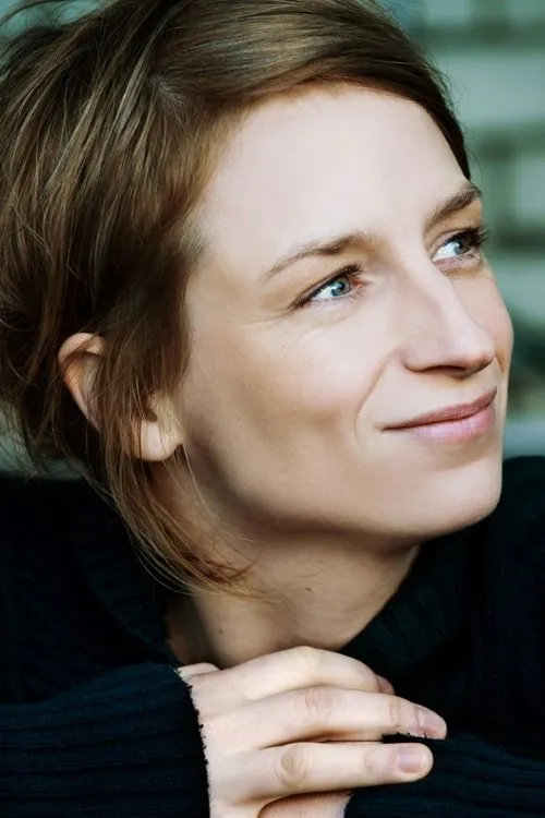 Fanny Staffa interpretando a Stella