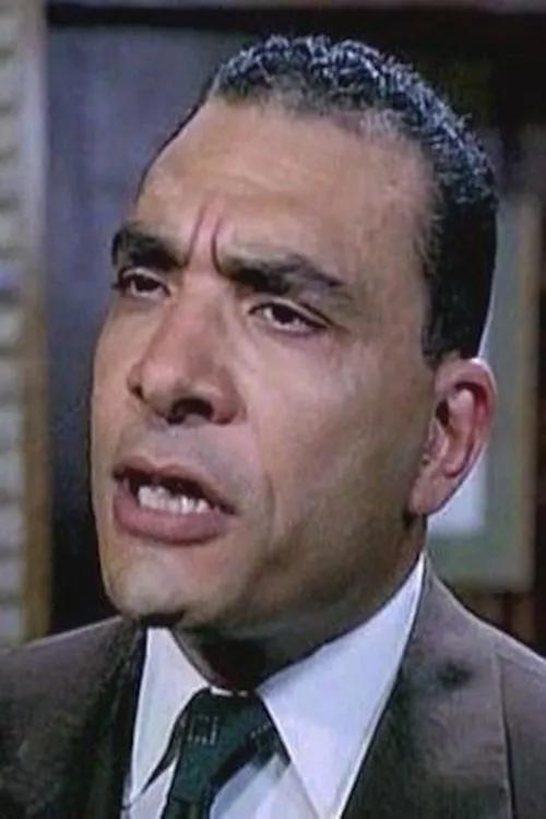 Farhat Omar en su biografía y filmografía