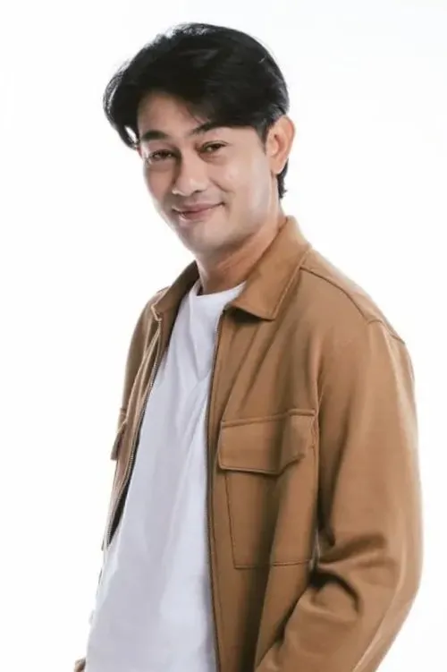 Bront Palarae ha trabajado con Farid Kamil en 6 ocasiones