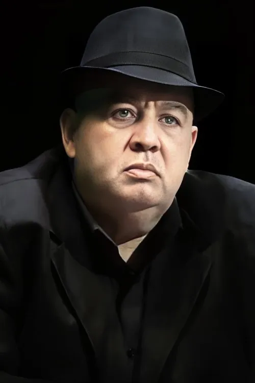 Farid Kessaissia — personaje: Self (Host)