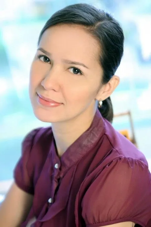 Farrah Florer interpretando a Miguel's Sister in Law