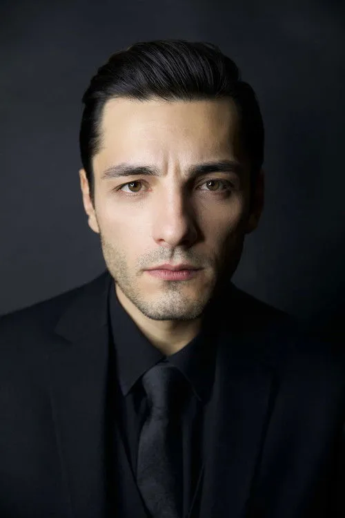 Foto de perfil del actor Fatih Gühan en el reparto