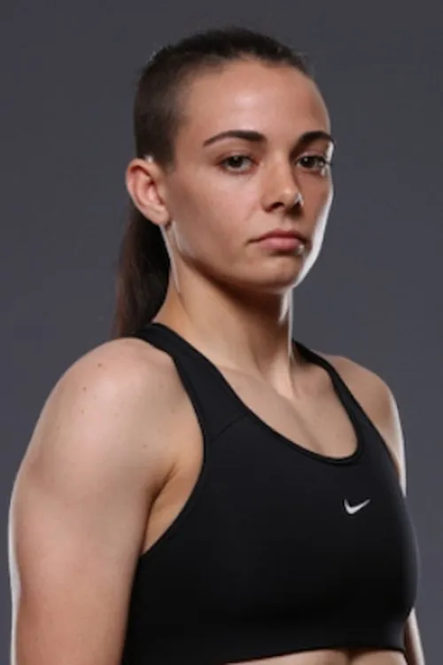 Fatima Kline interpretando a Self