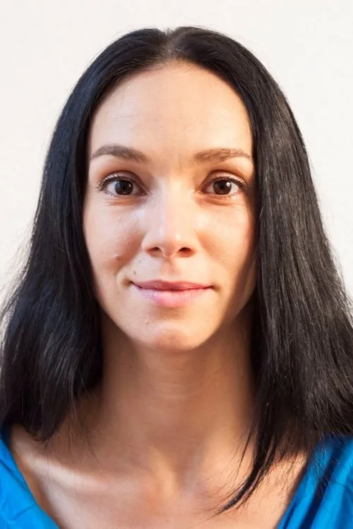 Fatma Mohamed interpretando a The Carpenter