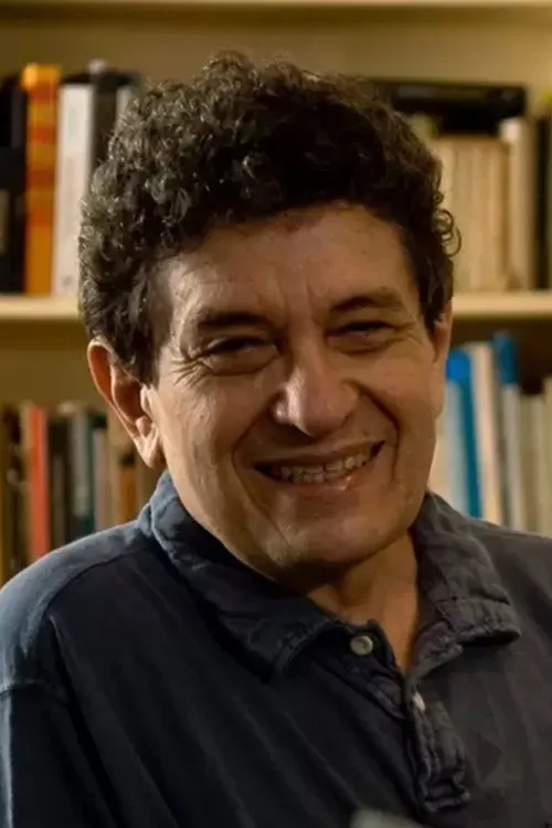 Fausto Nilo interpretando a