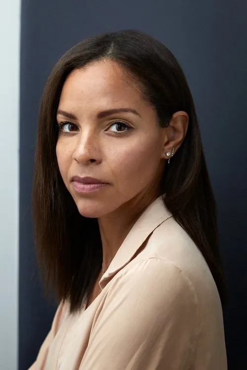 Fay Du Chateau en su biografía y filmografía