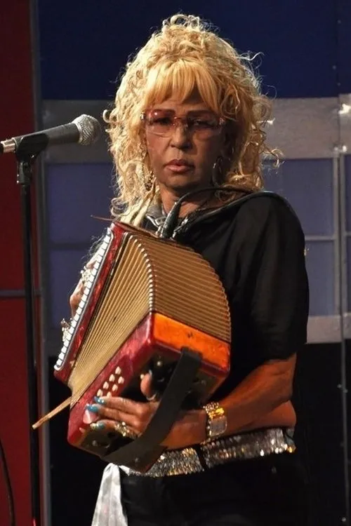 Karina Larrauri ha trabajado con Fefita La Grande en 1 ocasiones