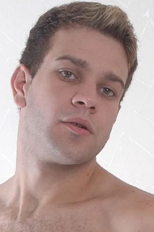 Sean Michael Bradley ha trabajado con Felipe Todenzo en 2 ocasiones