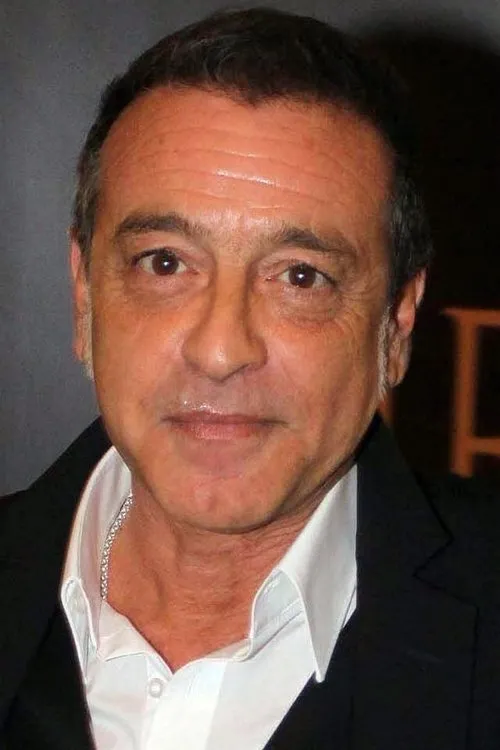 Lova Moor ha trabajado con Félix Gray en 1 ocasiones