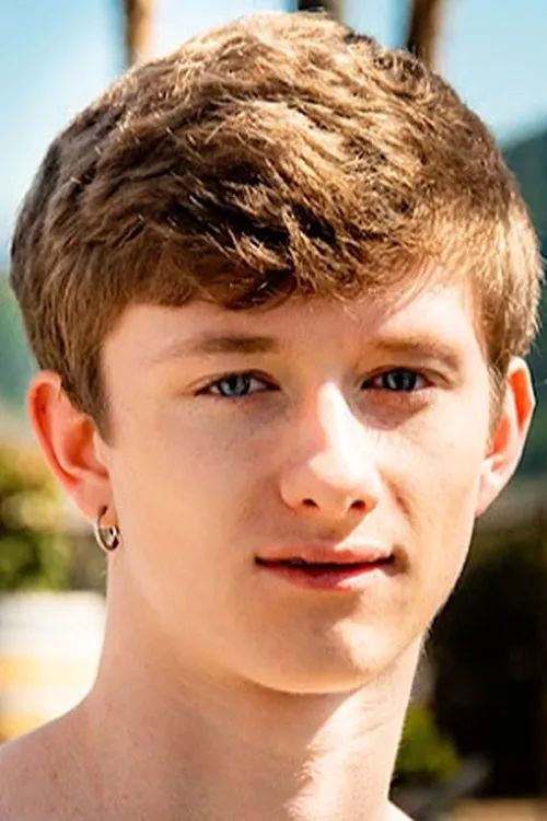 Felix Maze interpretando a 