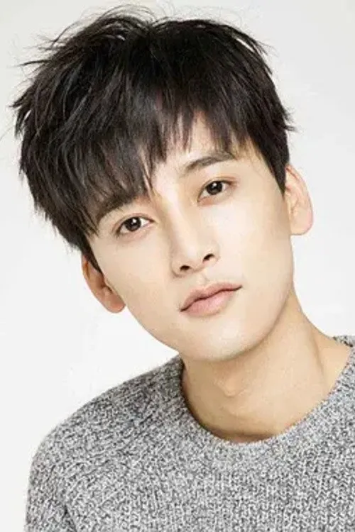 Foto de perfil del actor Feng Junxi en el reparto