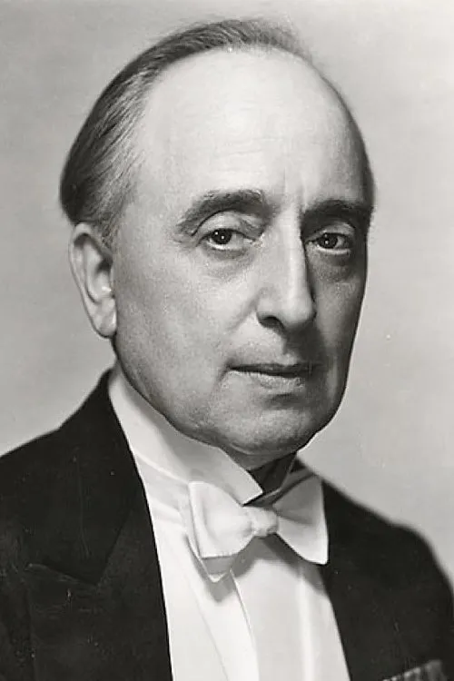 Ferdinand Gottschalk interpretando a Pimenov