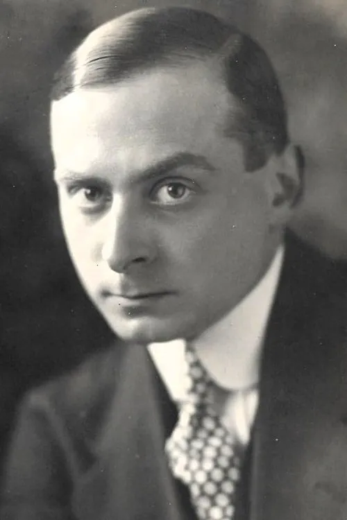 Ferdinand von Alten interpretando a Freiherr von Waldis-Schwarzenberg, Margits Verlobter