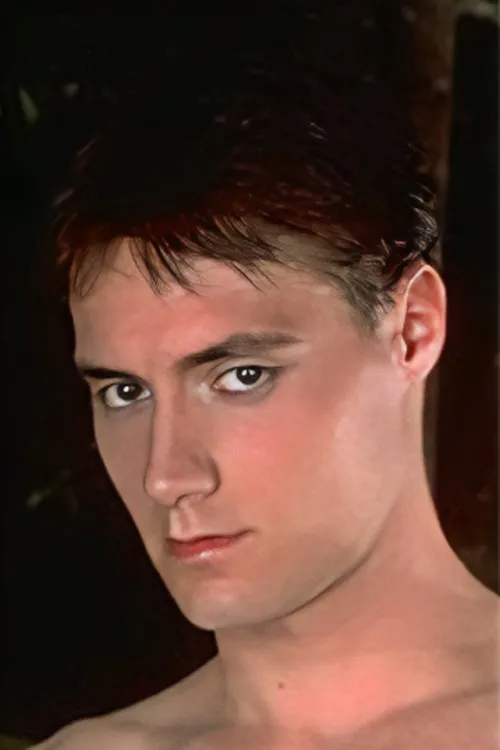 Ferenc Botos interpretando a 