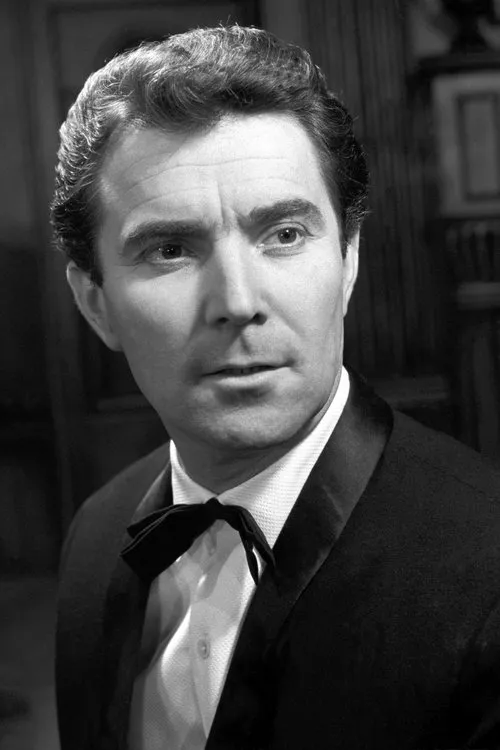 Árpád Gyenge ha trabajado con Ferenc Zenthe en 4 ocasiones