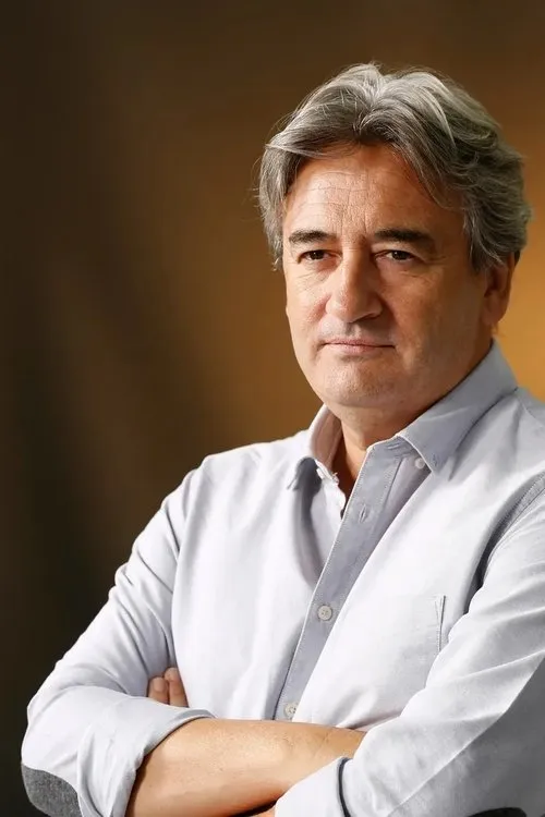 JJ Chalmers ha trabajado con Fergal Keane en 1 ocasiones