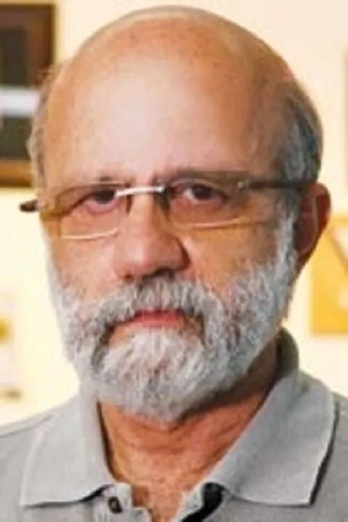 Carlos Eduardo Dolabella ha trabajado con Fernando José en 2 ocasiones