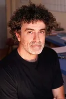 Agustina Piñeiro ha trabajado con Fernando Spiner en 1 ocasiones