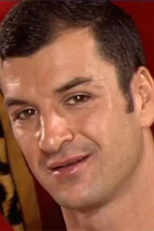 Ferran Griego interpretando a 