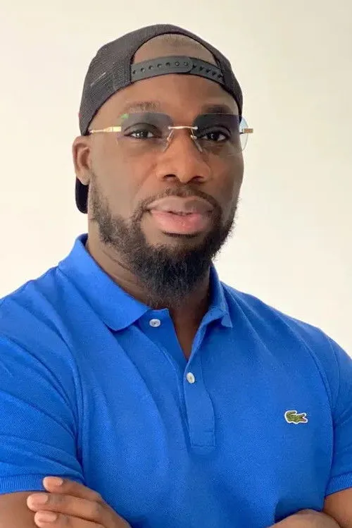 Médine ha trabajado con Fif Tobossi en 1 ocasiones