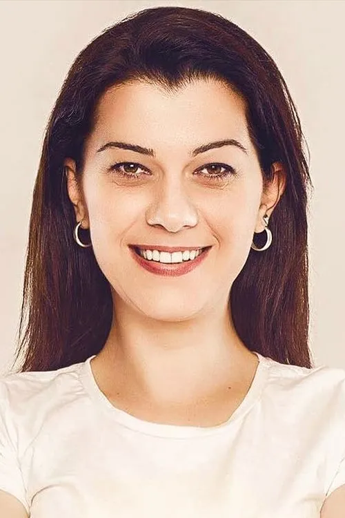 Beren Gökyildiz ha trabajado con Filiz Ahmet en 1 ocasiones