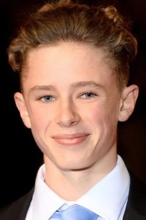 Finn Elliot — personaje: Lewis Aldridge (child)