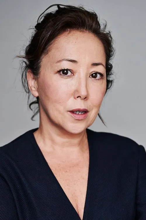 Bobby Holland Hanton ha trabajado con Fiona Marr en 1 ocasiones