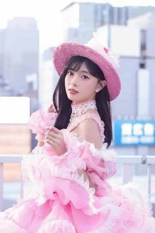 Zee JKT48 ha trabajado con Fiony Alveria en 1 ocasiones