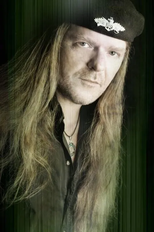 Francesco Jovino ha trabajado con Fitty Wienhold en 3 ocasiones