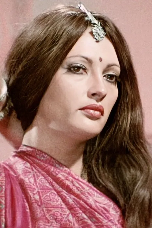 Mika Erras ha trabajado con Flavia Keyt en 1 ocasiones