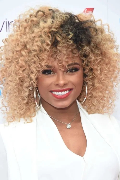 Paddy O'Connell ha trabajado con Fleur East en 1 ocasiones