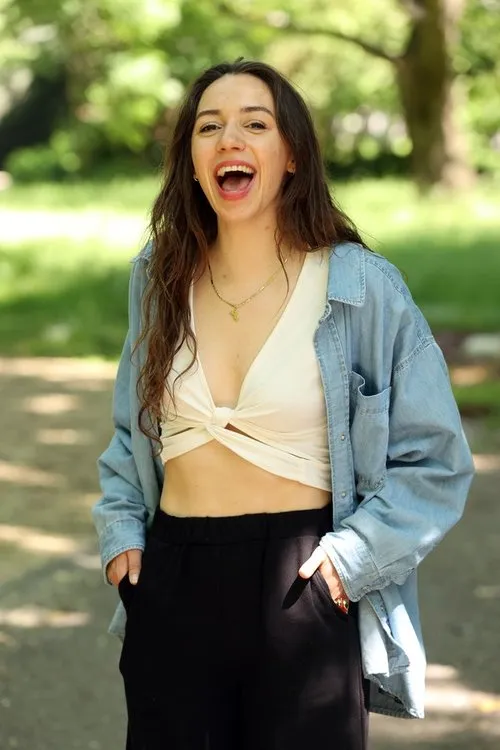 Flo Windey — personaje: Self