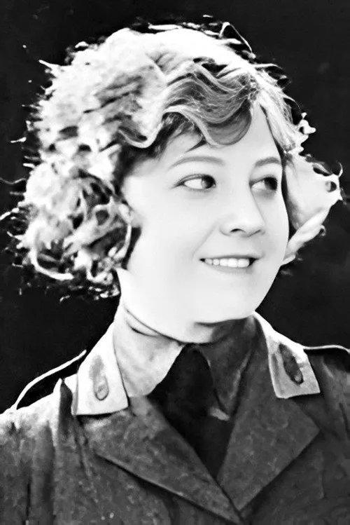 Florence Dixon interpretando a Mrs. Whiffle