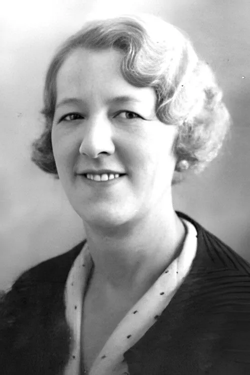 Helen Ferrers ha trabajado con Florence Gregson en 1 ocasiones