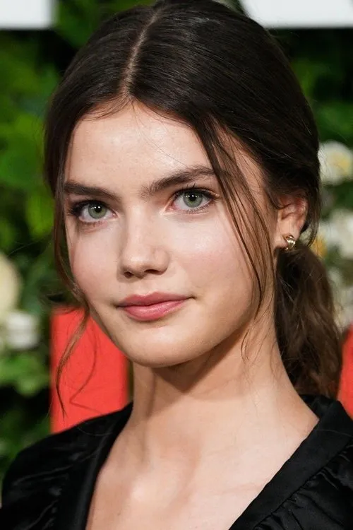 Florence Hunt interpretando a 