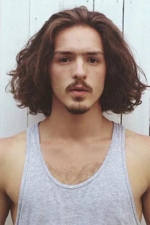 Florist Bajgora interpretando a Valmir