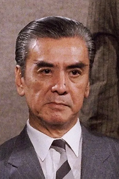 Foo Wang-Tat interpretando a Eric's father