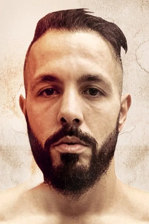 Fouad El Massoudi interpretando a Self