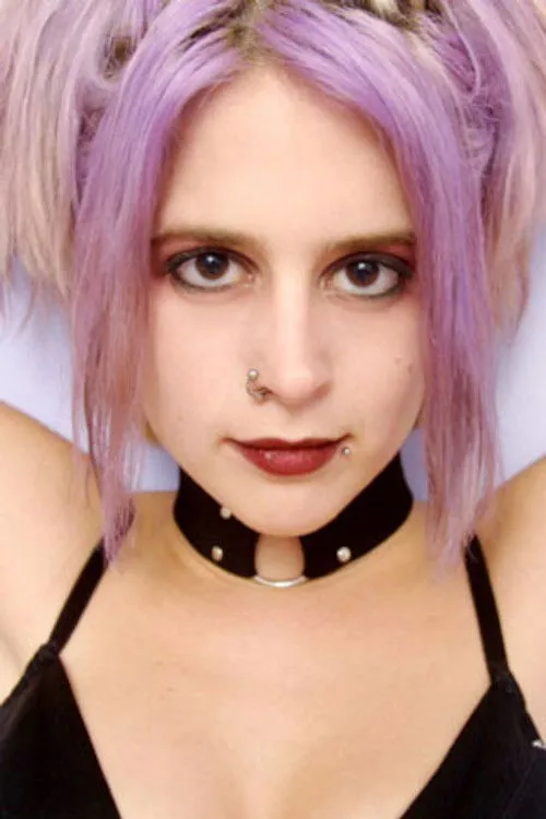 Samantha Humphreys ha trabajado con Fractal Suicide en 1 ocasiones