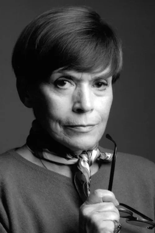 Franca Valeri interpretando a Vedova De Ritis