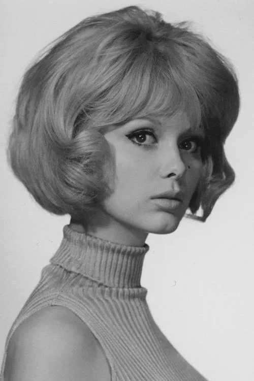 France Anglade interpretando a Clémentine Bellus